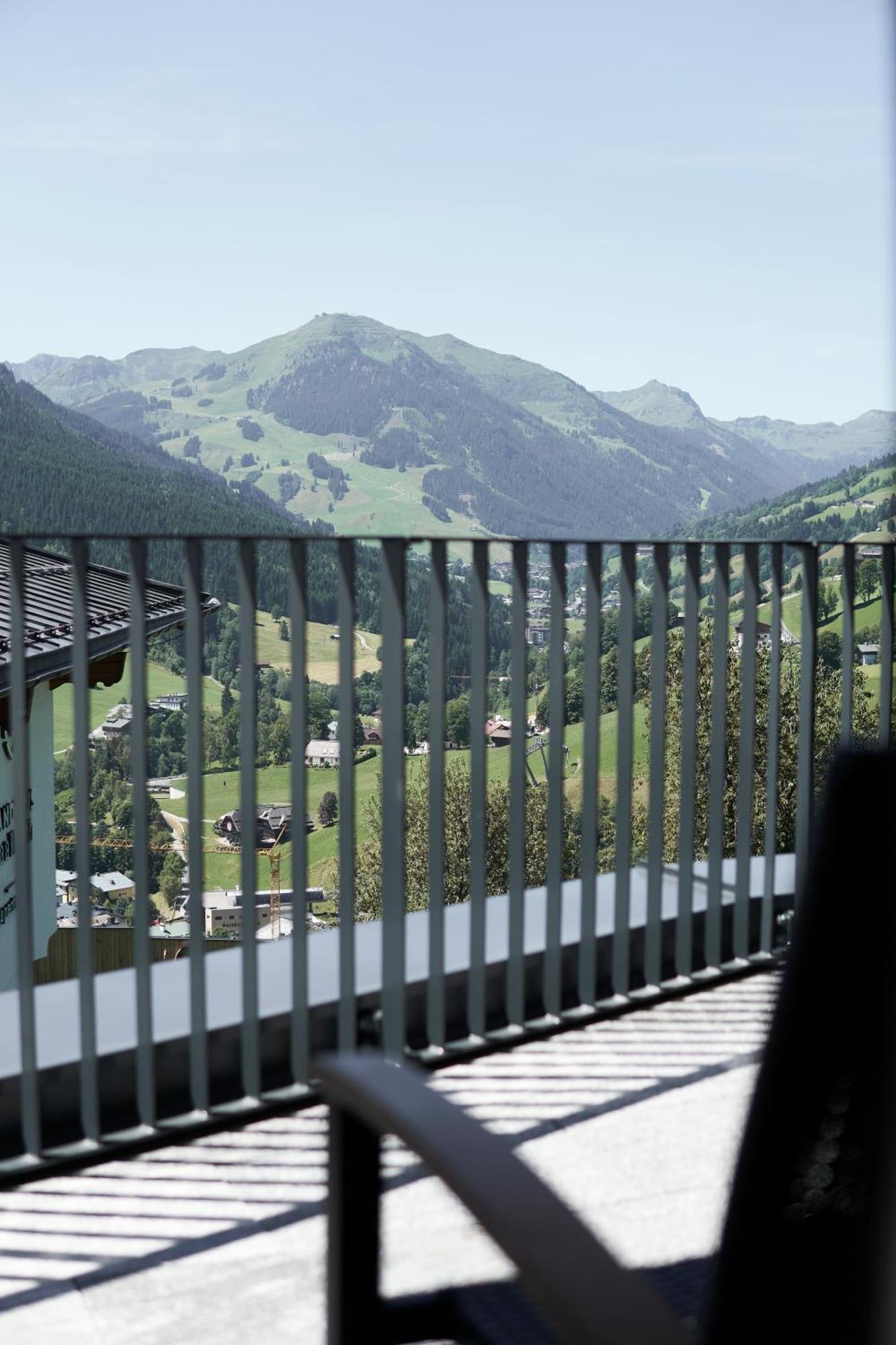 Landhaus Saalbach - Joker Card Included In Summer Екстериор снимка